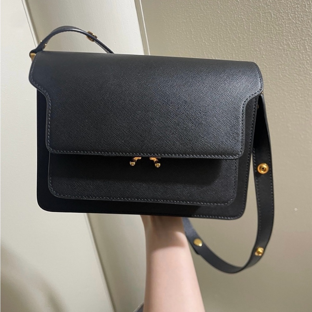 Marni trunk medium saffiano black